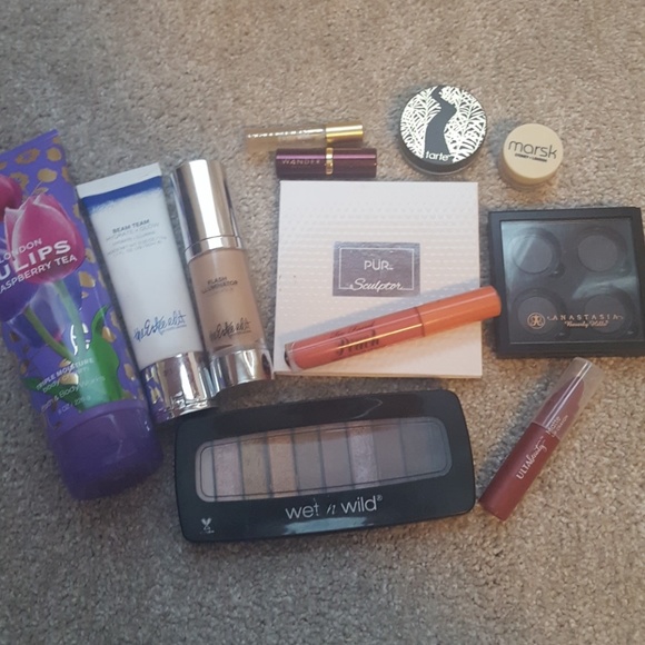 Too Faced Other - HUGE makeup lot